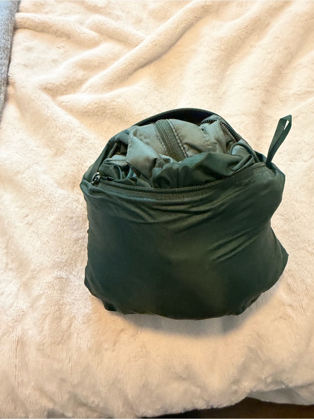 Patagonia Women’s Nano Puff Jacket - Old Growth Green - Picture 7 of 8